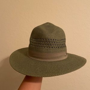 Green Forever 21 Sun/Beach Hat